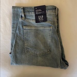 GAP NWT high rise girlfriend